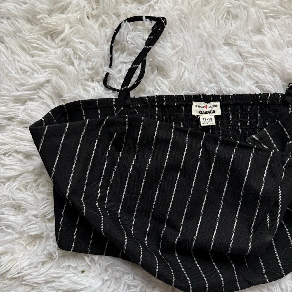 Garage Black and White Striped Two Piece Set - Picture 4 of 4